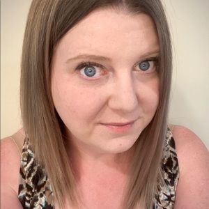 Meet your Posher, Angelina